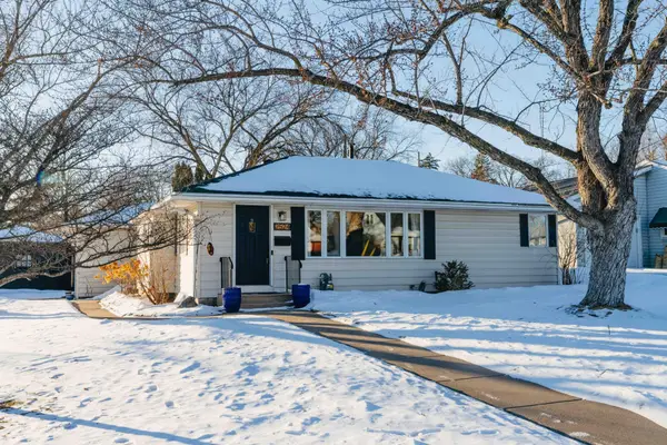 2524 Boone Avenue S, Saint Louis Park, MN 55426