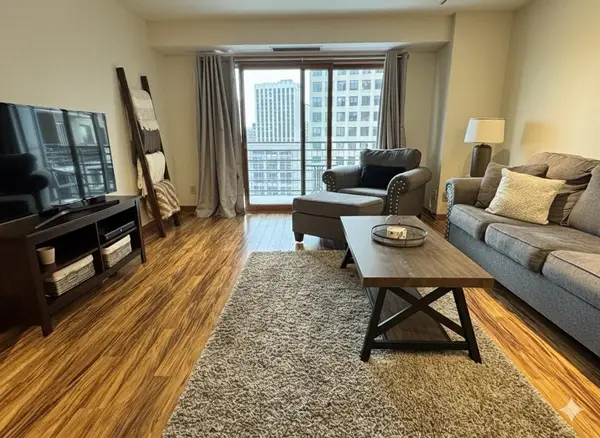 66 9th Street E #1913, Saint Paul, MN 55101