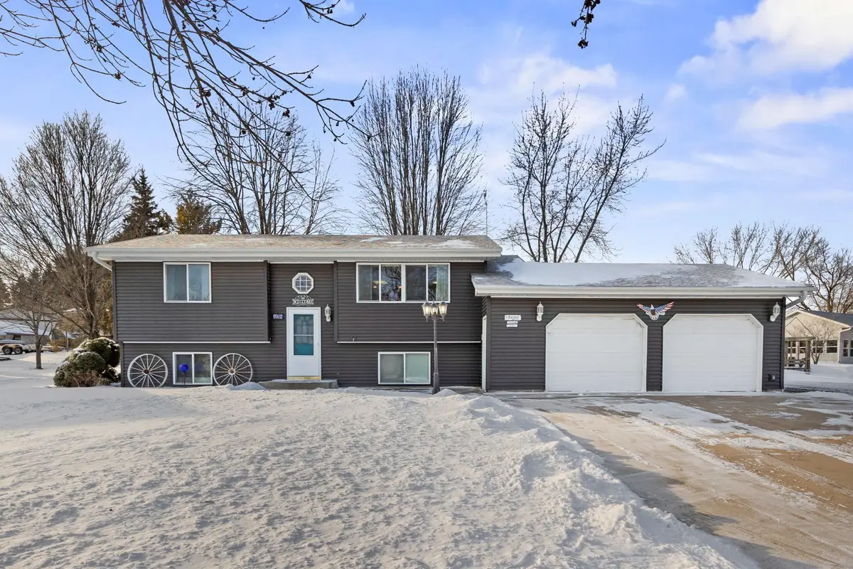 408 Ortloff Trail Nw, Watertown, MN 55388 - #1