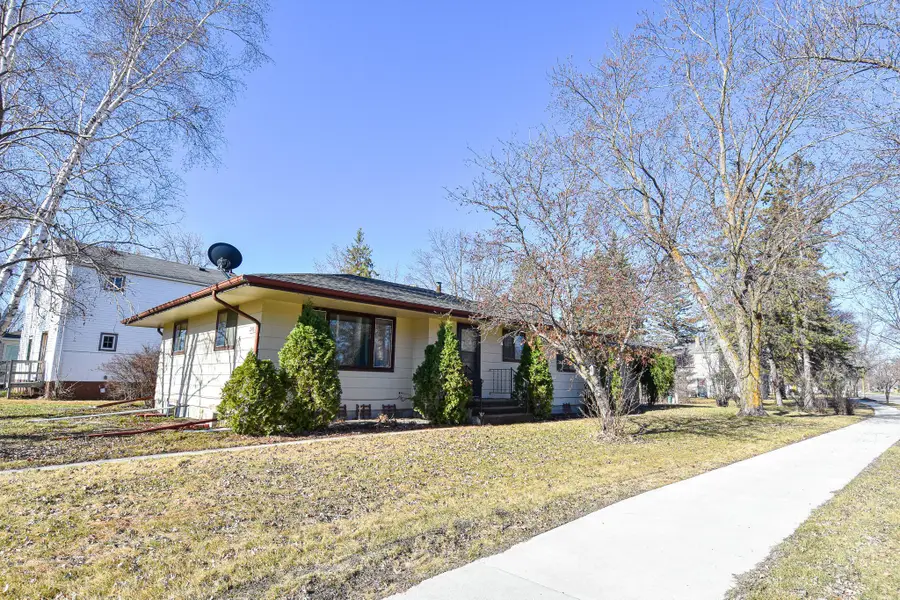 245 Kneale Avenue N, Thief River Falls, MN 56701 - Image #3
