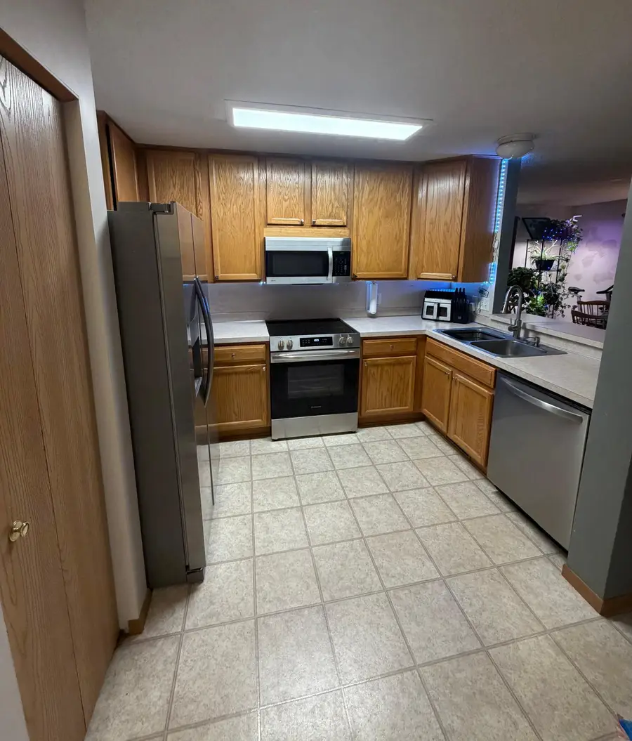 15517 Flight Way #212, Apple Valley, MN 55124 - Image #3