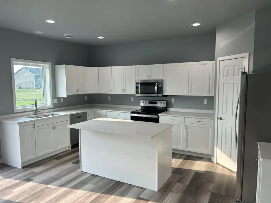 3429 18th Street S, Moorhead, MN 56560 - Image #2