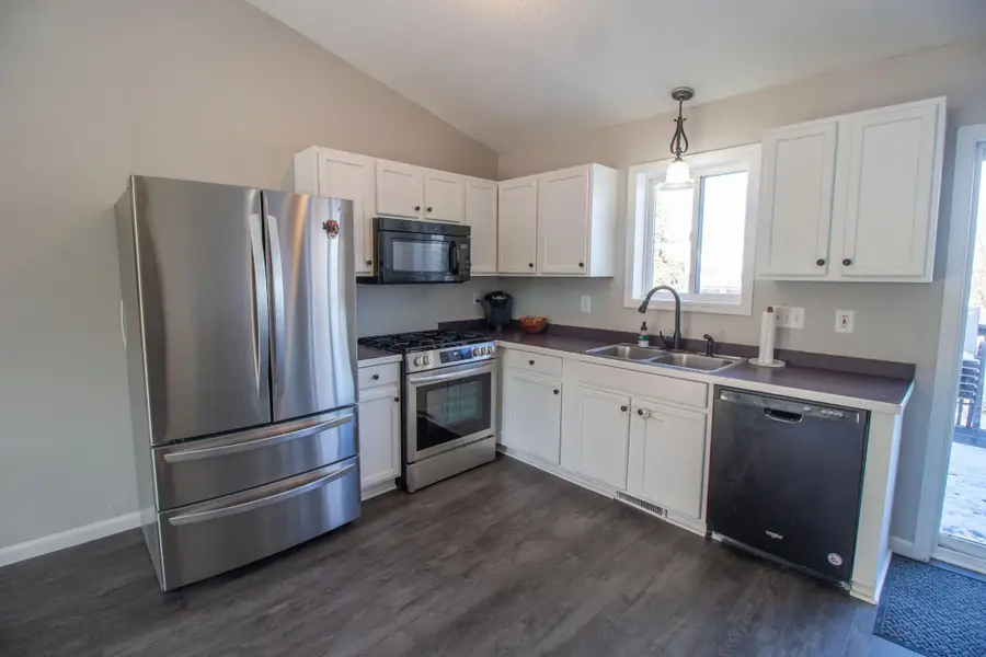 7302 97th Street S, Cottage Grove, MN 55016 - Image #2