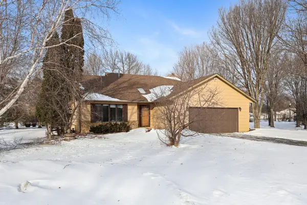 1766 Cottonwood Circle, Saint Cloud, MN 56303