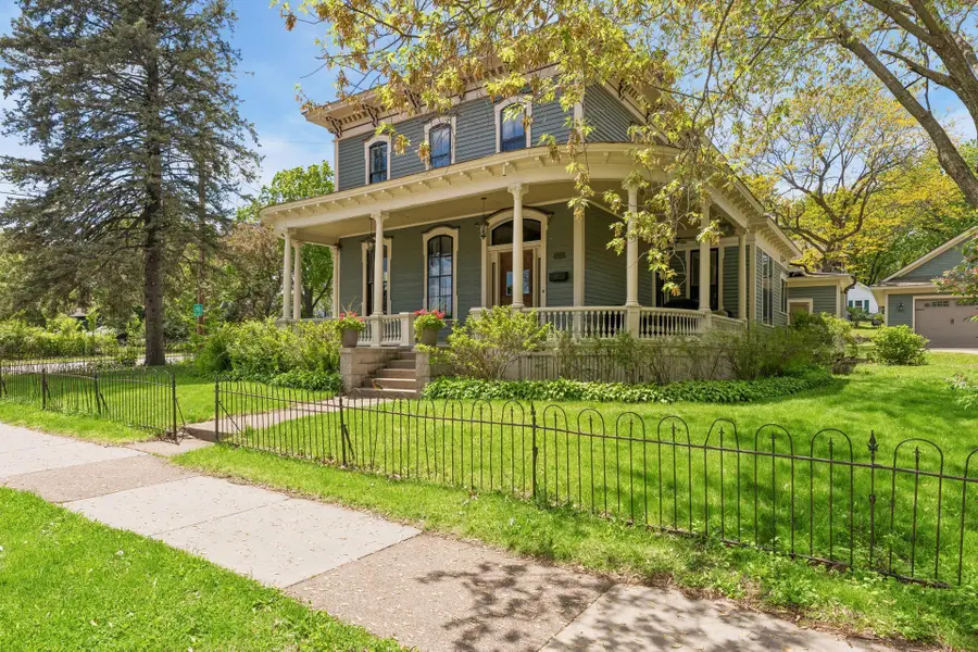 604 4th Street N, Stillwater, MN 55082 - #3