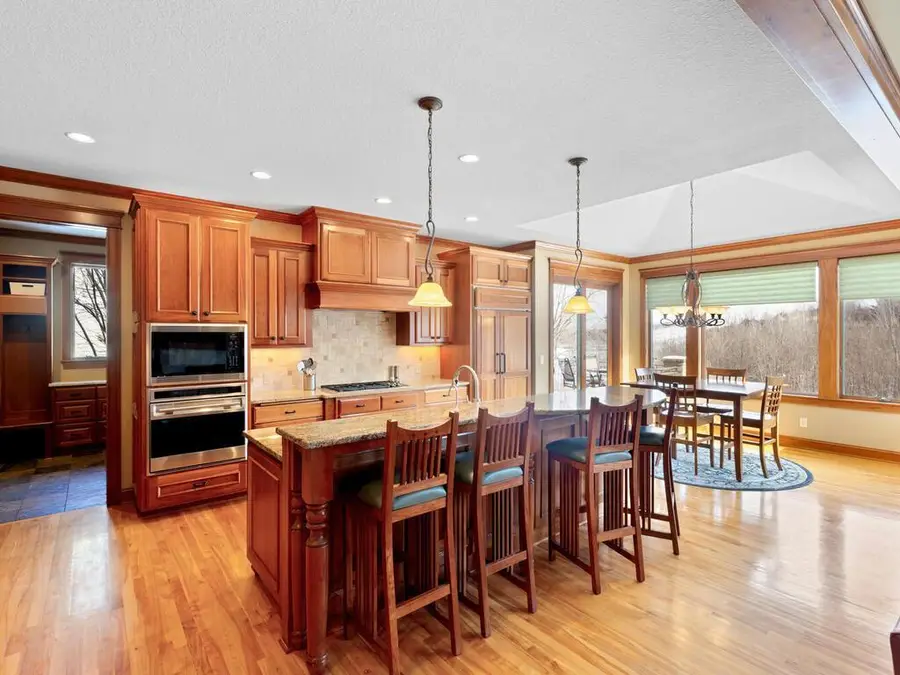 3673 Lerive Way, Chaska, MN 55318 - Image #2