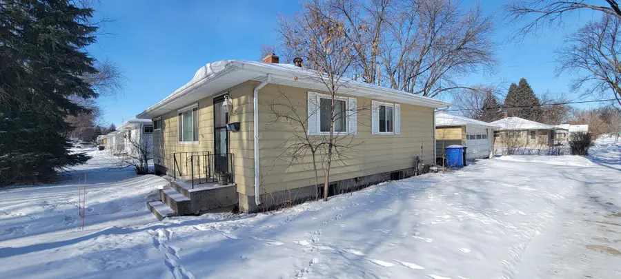 301 21st Avenue N, Fargo, ND 58102 - Image #3