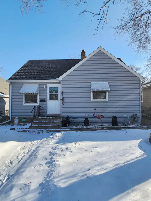 4737 4th Street Ne, Columbia Heights, MN 55421