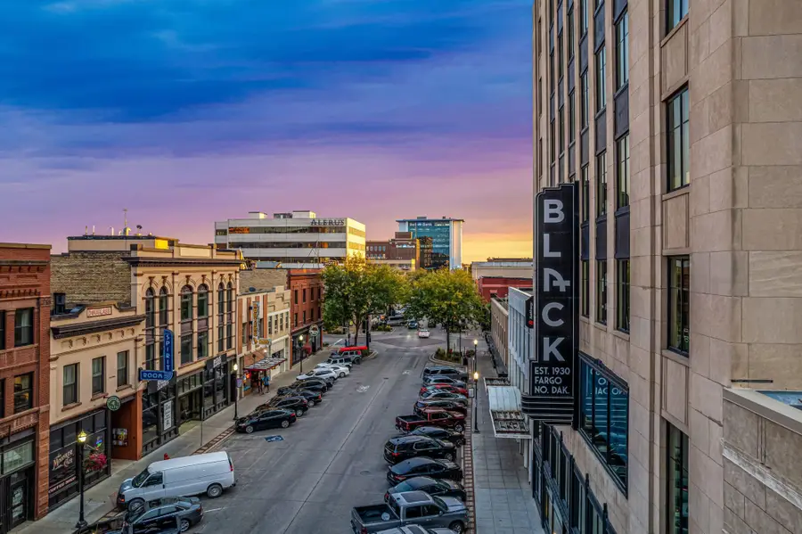 118 Broadway N #802, Fargo, ND 58102 - #3