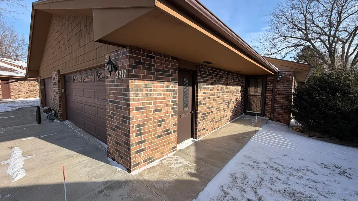 2217 Baihly Court Sw, Rochester, MN 55902 - Image #1