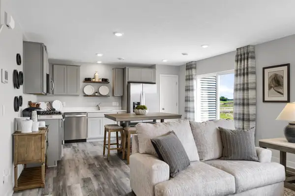 2060 Clearwater Terrace, Shakopee, MN 55379