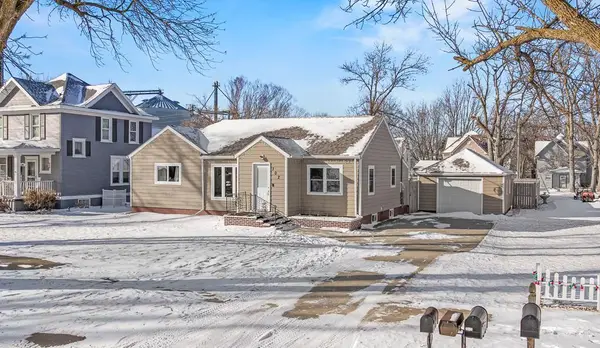 302 S Oak Street, Hendricks, MN 56136