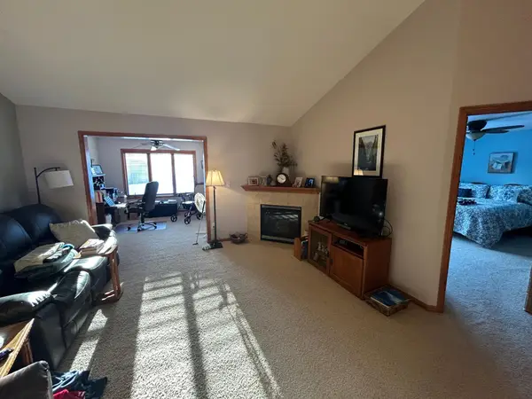 6427 Bandel Hills Lane Nw, Rochester, MN 55901