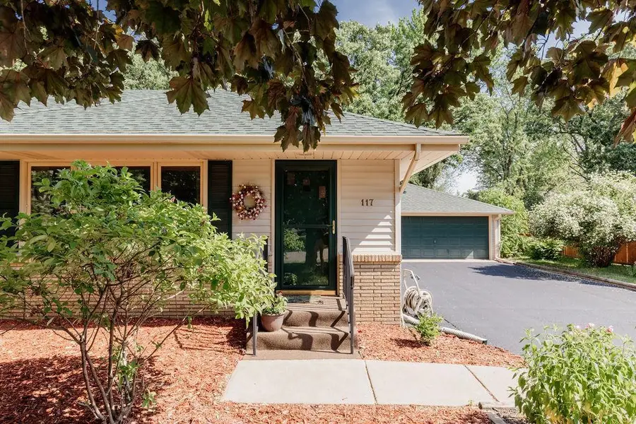 117 91st Avenue Ne, Blaine, MN 55434 - Image #2