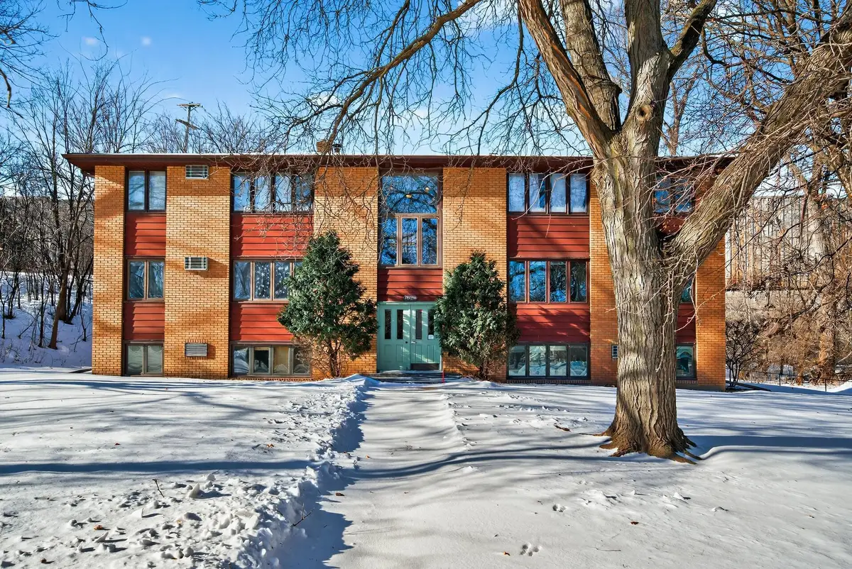 2307 Unity Avenue N, Golden Valley, MN 55422 - Image #1