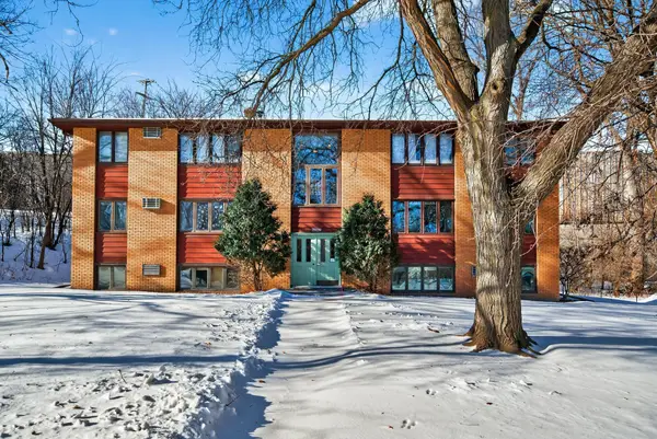 2307 Unity Avenue N, Golden Valley, MN 55422