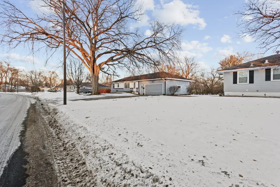 7048 Kentucky Avenue N, Brooklyn Park, MN 55428 - Image #2