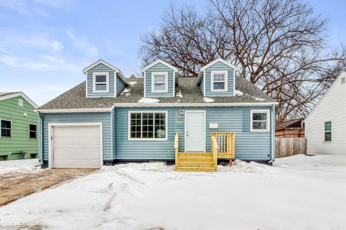 1605 14th Street S, Fargo, ND 58103 - Image #1