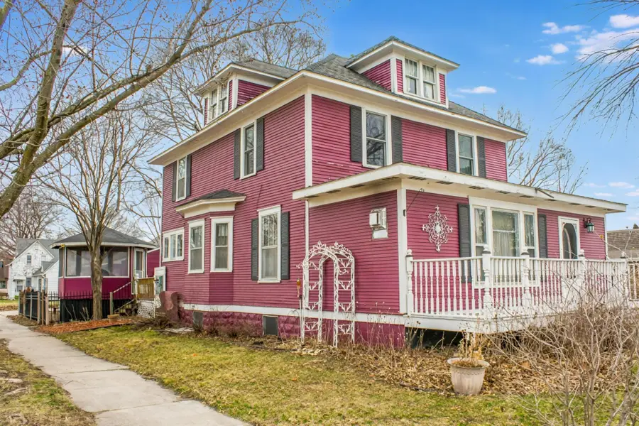 710 W Oakland Avenue, Austin, MN 55912 - #2