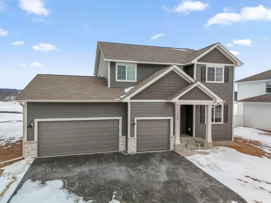 1539 Creekwood Dr, New Richmond, WI 54017 - #2