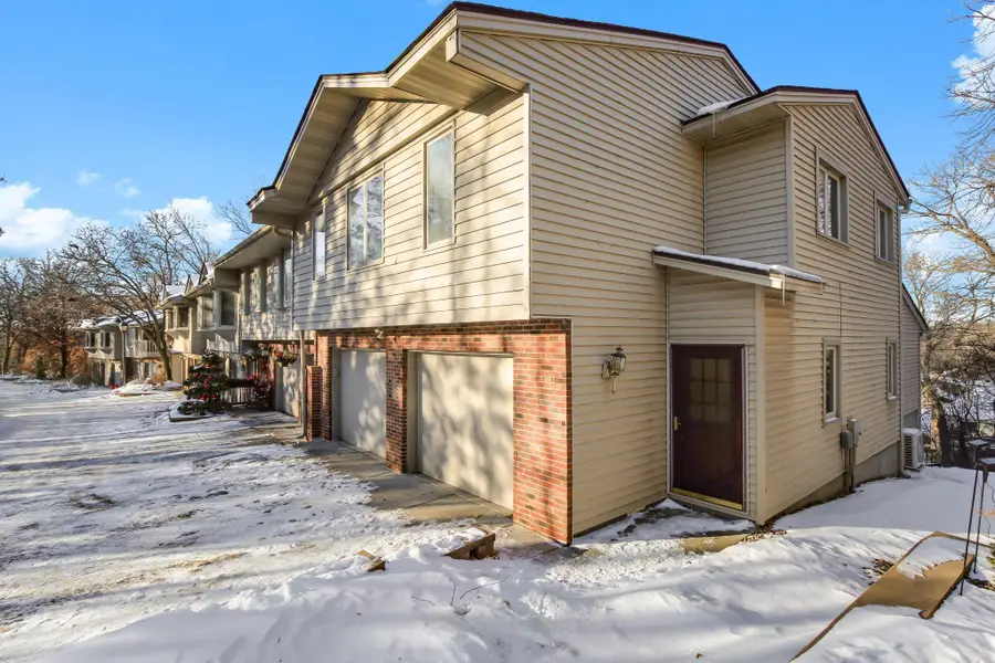 51 Garden Drive, Burnsville, MN 55337 - Image #2