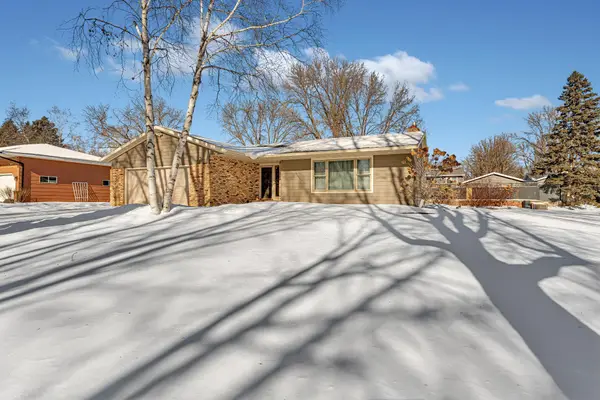 608 24th Avenue Sw, Willmar, MN 56201