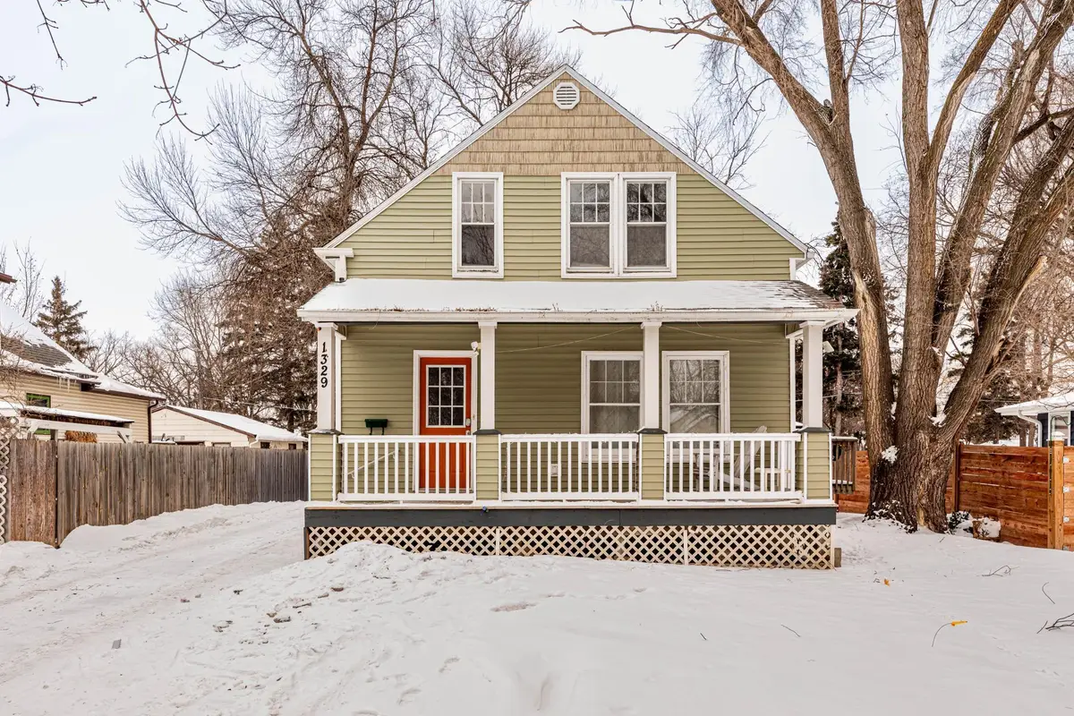 1329 10th Street N, Fargo, ND 58102 - #1
