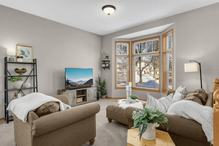 20062 Heritage Drive, Lakeville, MN 55044 - Image #2