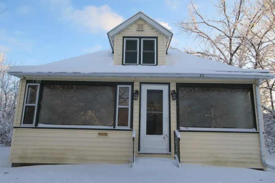 516 Lake Avenue E, Ladysmith, WI 54848 - Image #2