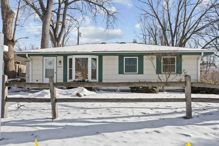 8237 Pillsbury Avenue S, Bloomington, MN 55420 - Image #3