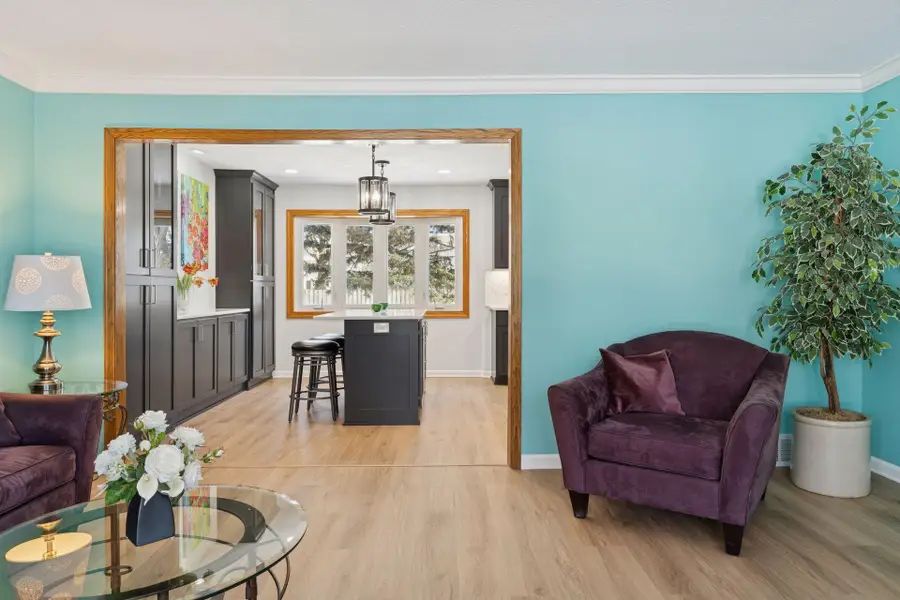 15357 Village Woods Drive, Eden Prairie, MN 55347 - Image #3