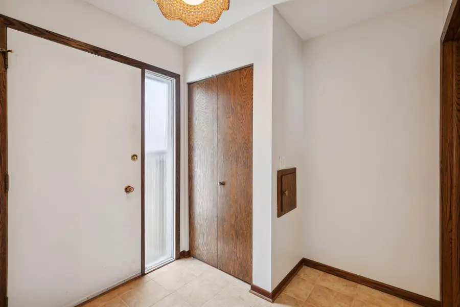 196 Windsor Lane, New Brighton, MN 55112 - #3