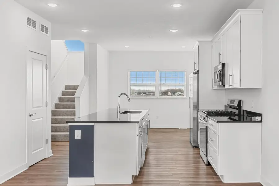 3163 Clover Ridge Drive, Chaska, MN 55318 - #2