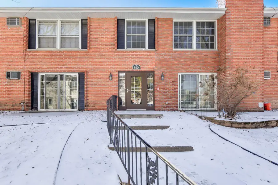 810 Old Settlers Trail #3, Hopkins, MN 55343 - #2