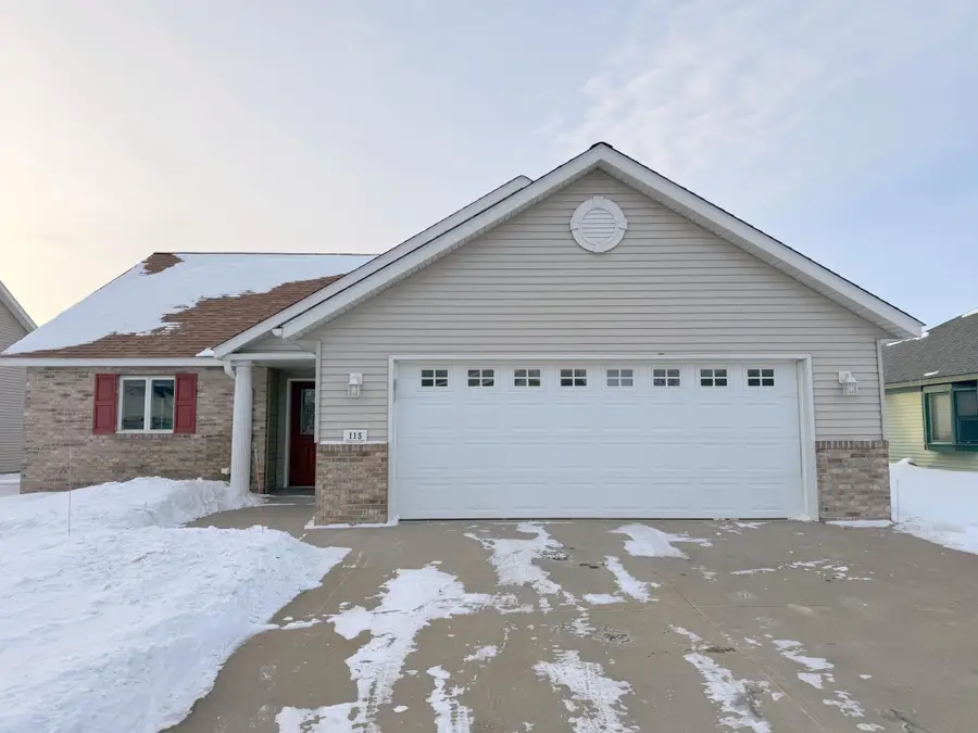 115 Emerald Avenue Sw, Melrose, MN 56352 - #2