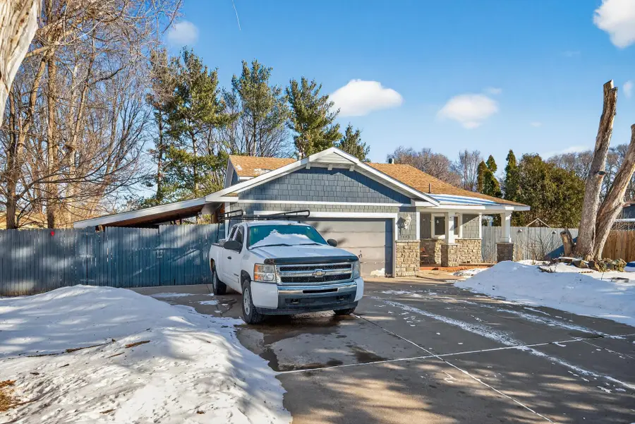 7448 Louisiana Avenue N, Brooklyn Park, MN 55428 - Image #3