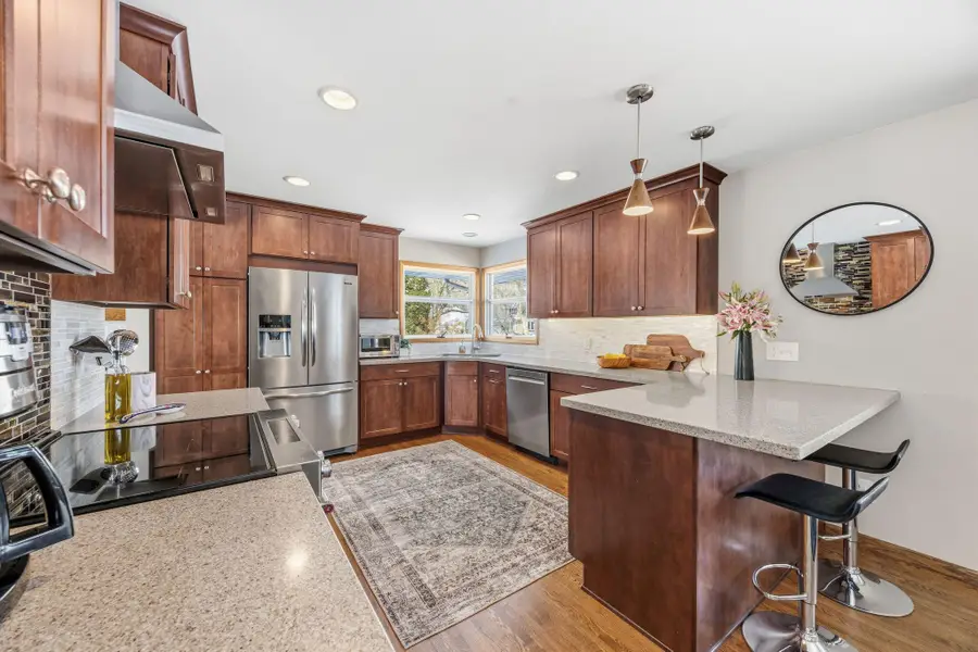 5201 Tifton Drive, Edina, MN 55439 - Image #2