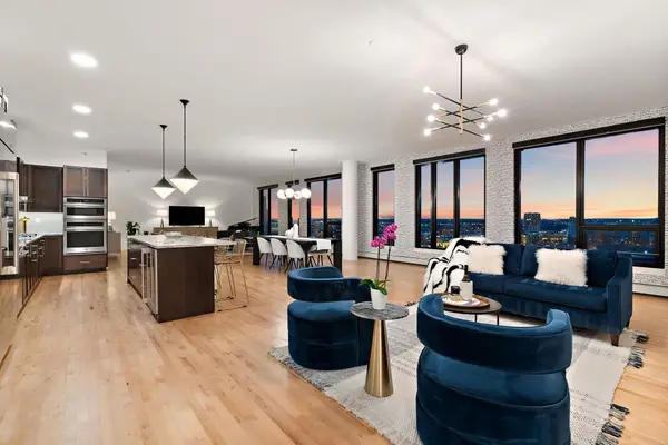 1240 2nd Street S #1226, Minneapolis, MN 55415