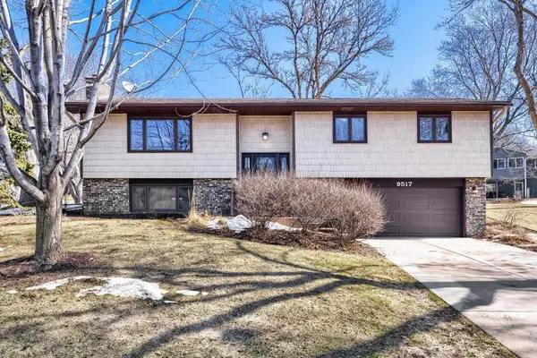 9517 Colorado Avenue S, Bloomington, MN 55438