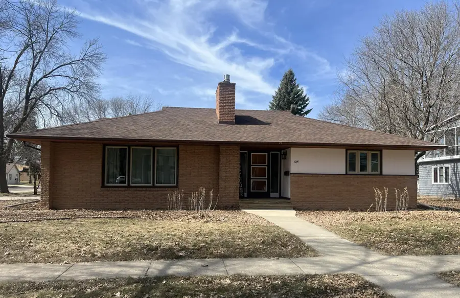 624 10th Street Sw, Willmar, MN 56201 - #3