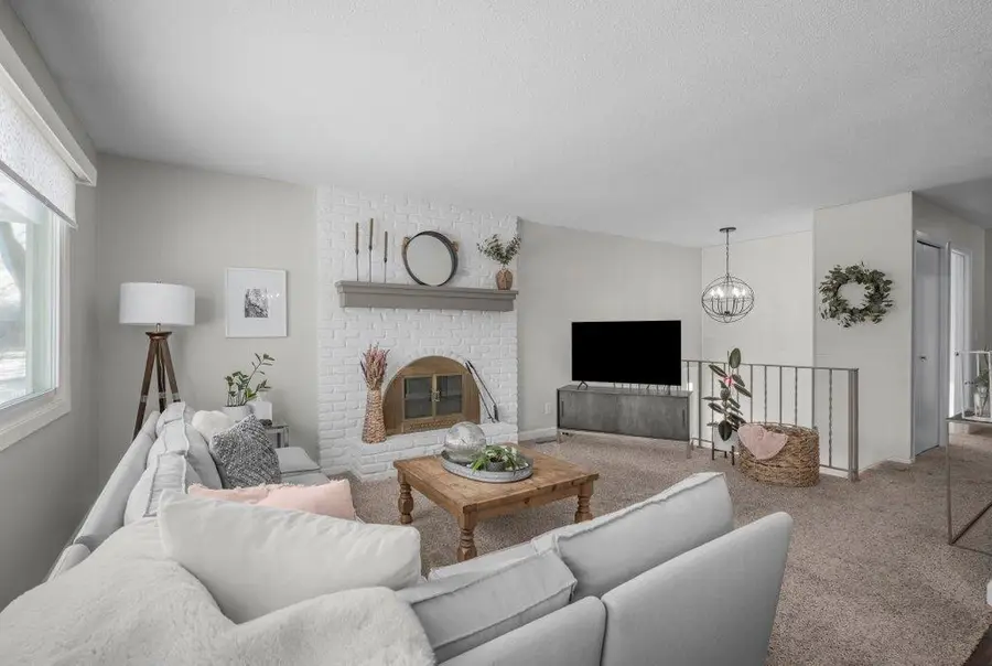 6942 Ives Lane N, Maple Grove, MN 55369 - Image #3