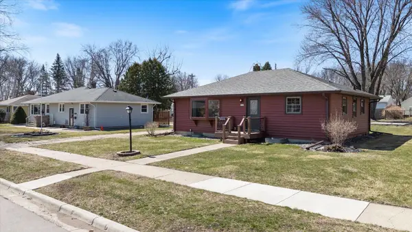 1605 Knight Avenue N, Glencoe, MN 55336