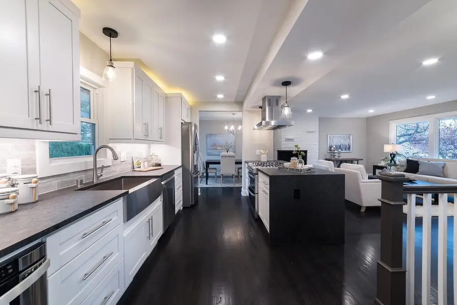 4201 Dunberry Lane, Edina, MN 55435 - Image #3