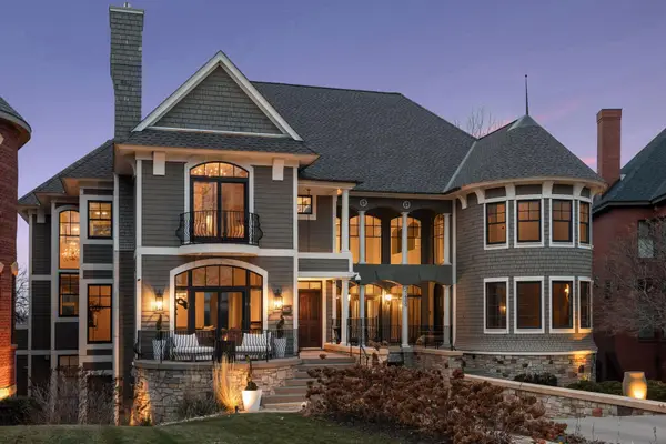 1620 Kenwood Parkway, Minneapolis, MN 55405