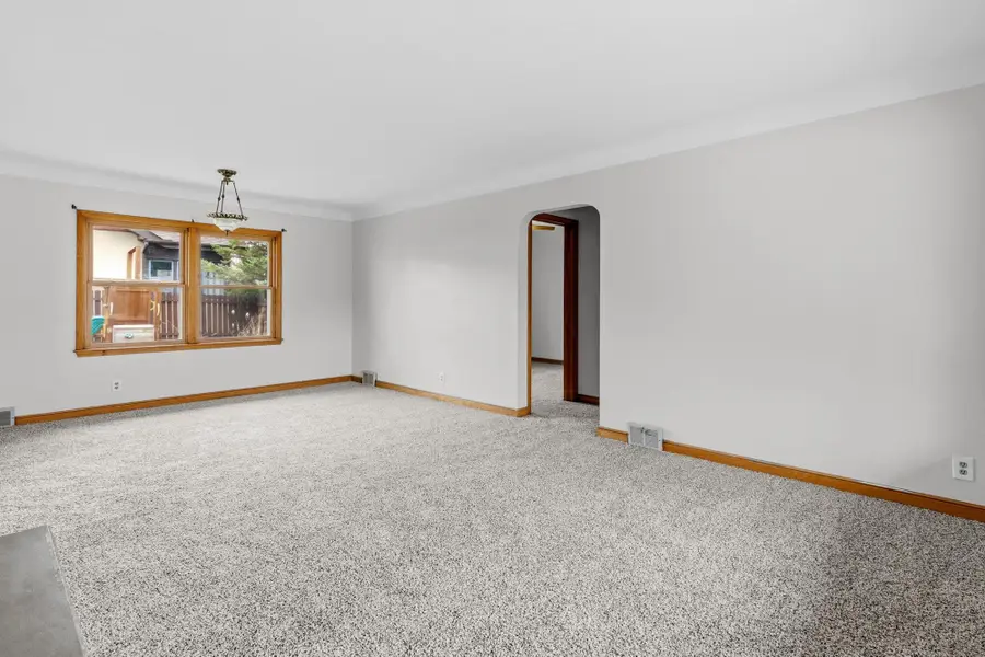 1345 Berkeley Avenue, Saint Paul, MN 55105 - #3