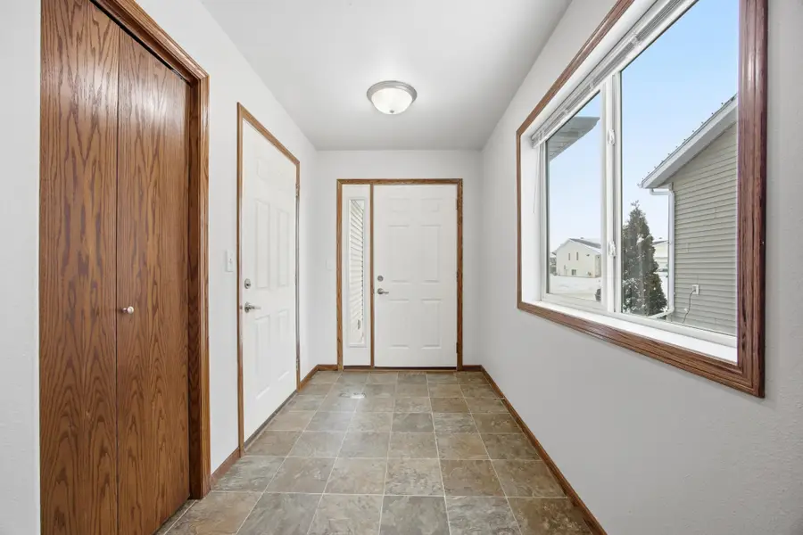 6204 56th Avenue S, Fargo, ND 58104 - Image #3