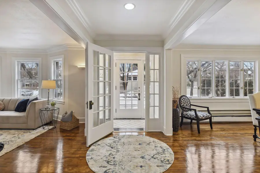 1820 Girard Avenue S #1, Minneapolis, MN 55403 - #3