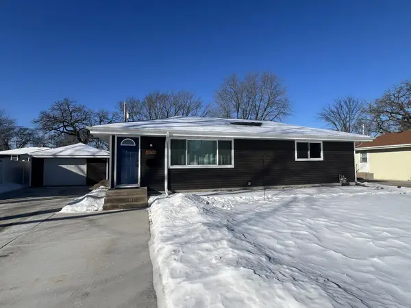 12716 Monterey Avenue S, Savage, MN 55378