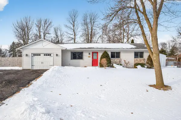 531 Nelson Lane, Center City, MN 55012