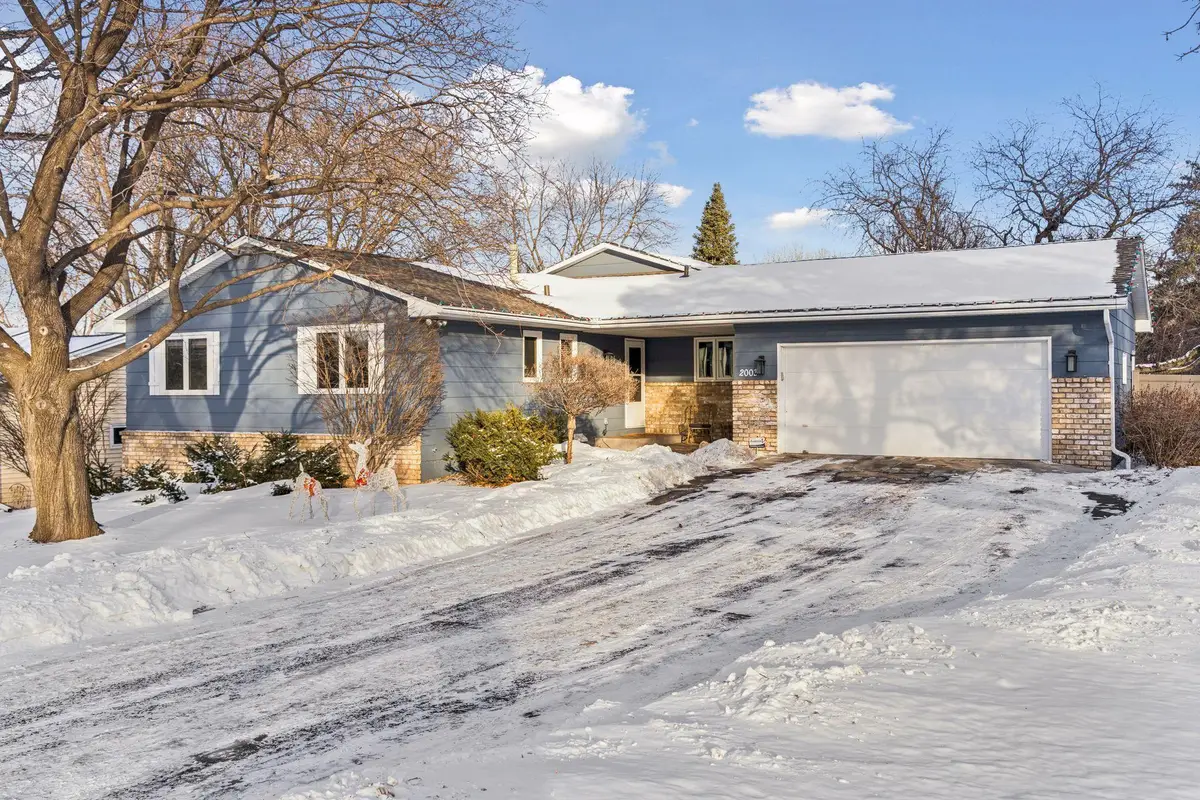 2003 Pleasant View Drive, Saint Paul, MN 55112 - Image #1